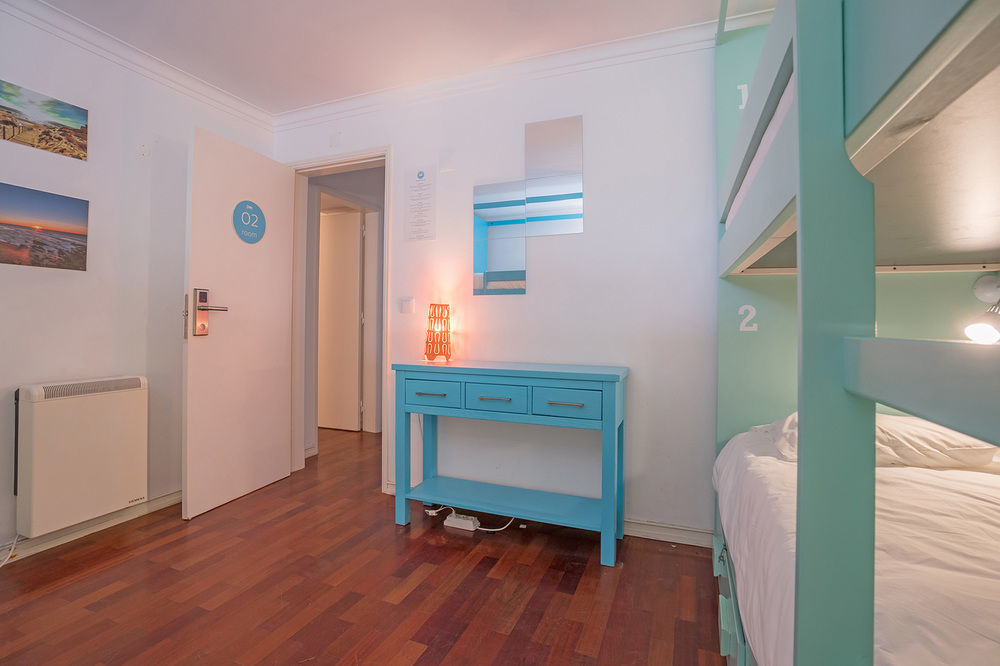 Blue Boutique Hostel & Suites 埃斯托利尔 外观 照片