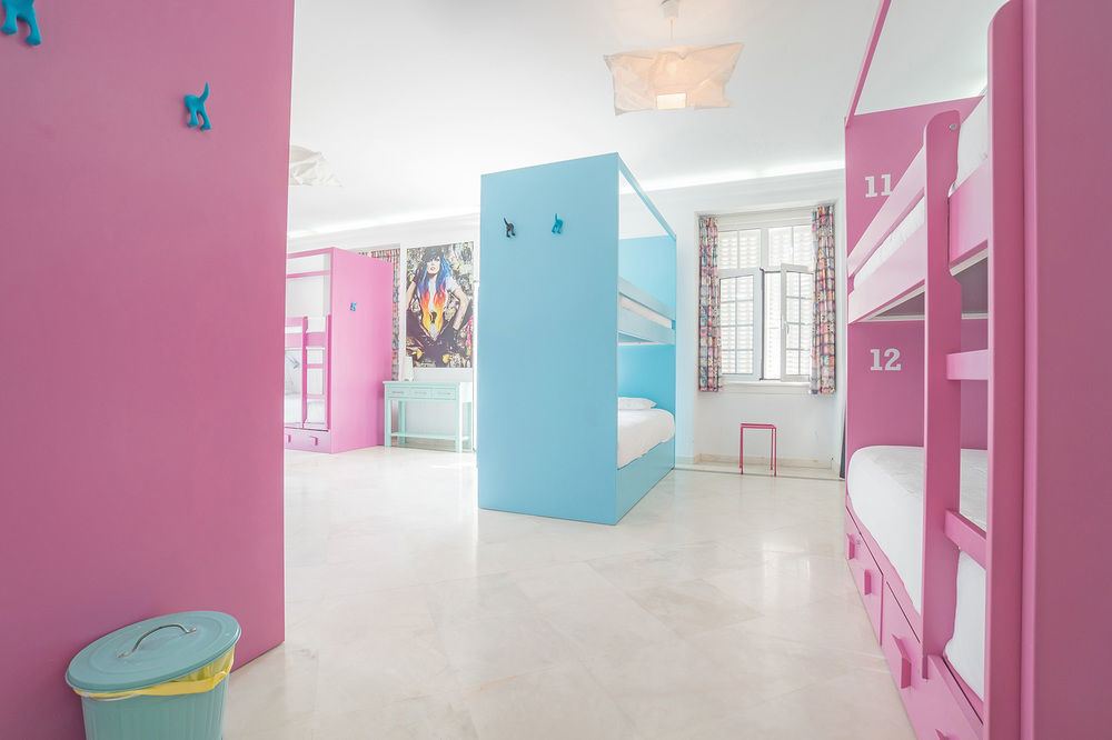 Blue Boutique Hostel & Suites 埃斯托利尔 外观 照片