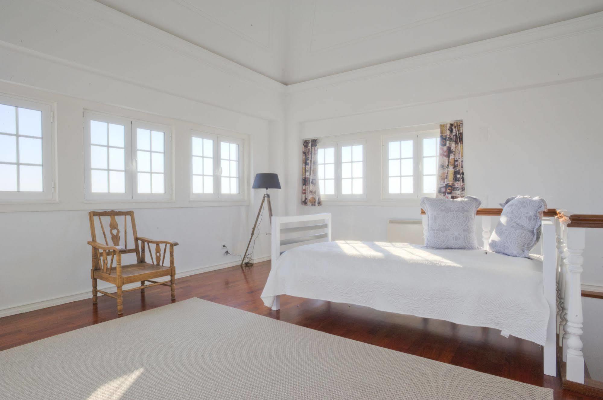 Blue Boutique Hostel & Suites 埃斯托利尔 外观 照片