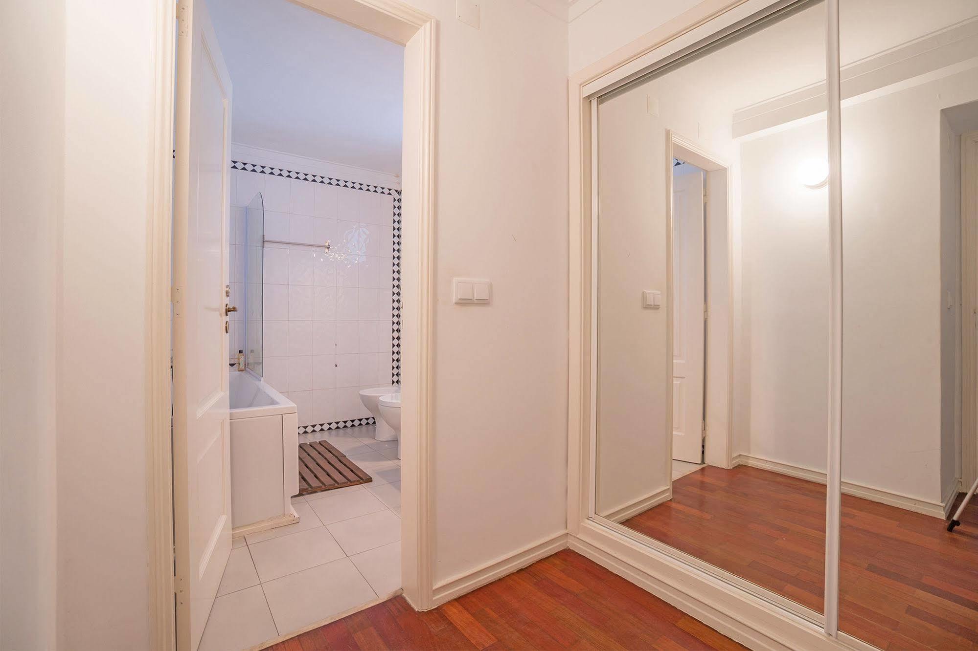 Blue Boutique Hostel & Suites 埃斯托利尔 外观 照片