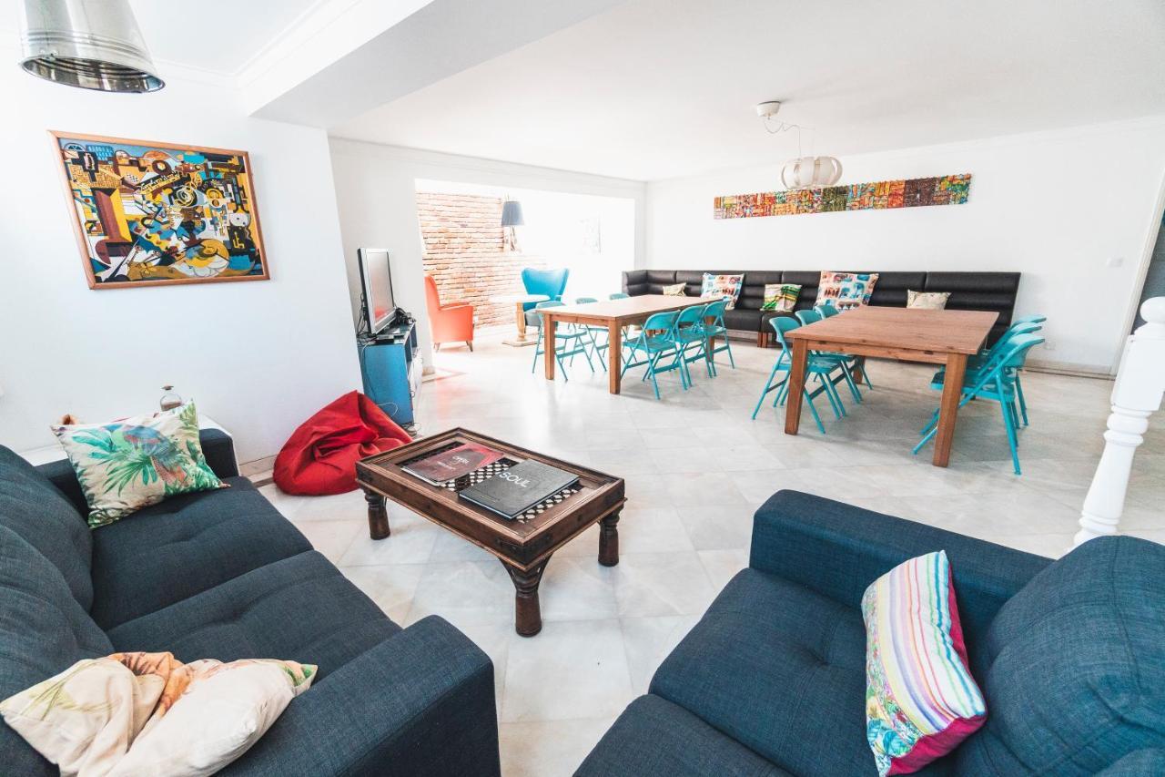 Blue Boutique Hostel & Suites 埃斯托利尔 外观 照片