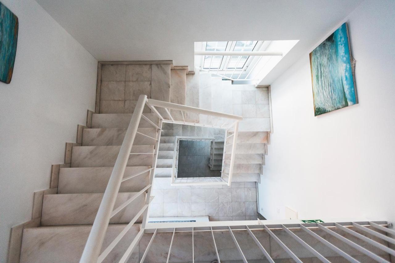 Blue Boutique Hostel & Suites 埃斯托利尔 外观 照片